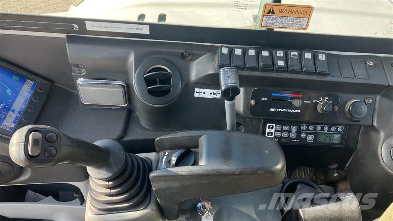 Takeuchi TB260 Takeuchi TB260 Beltegraver
