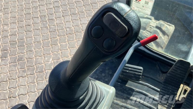 Takeuchi TB260 Takeuchi TB260 Beltegraver