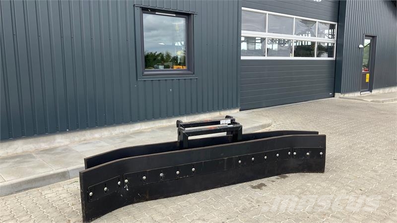 Weidemann Alle modeller NY Skrabeblad 285cm Weidemann ophæng Otros accesorios para tractores