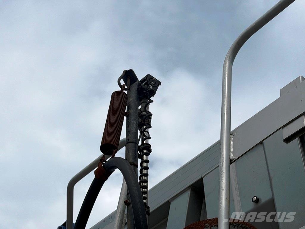 Benalu 60m3 med plastik Ανατρεπόμενες ημιρυμούλκες