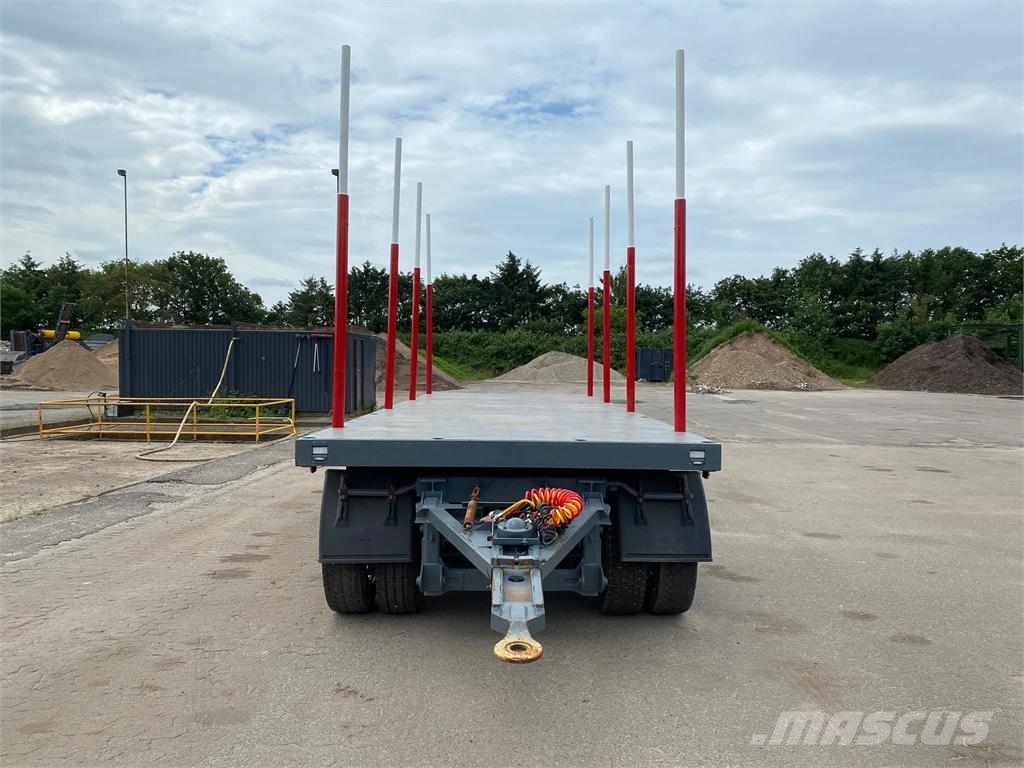Kel-Berg 4 aksl. Ny renoveret Hakeperävaunut