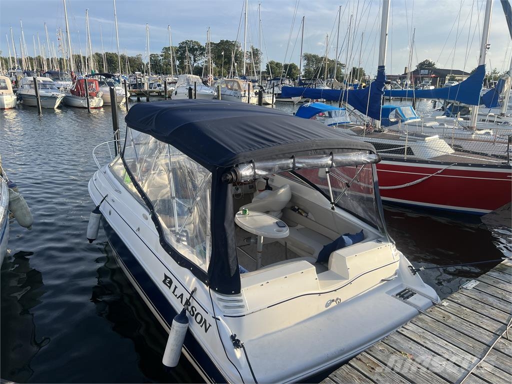 Larson 220 Cabrio Motorok
