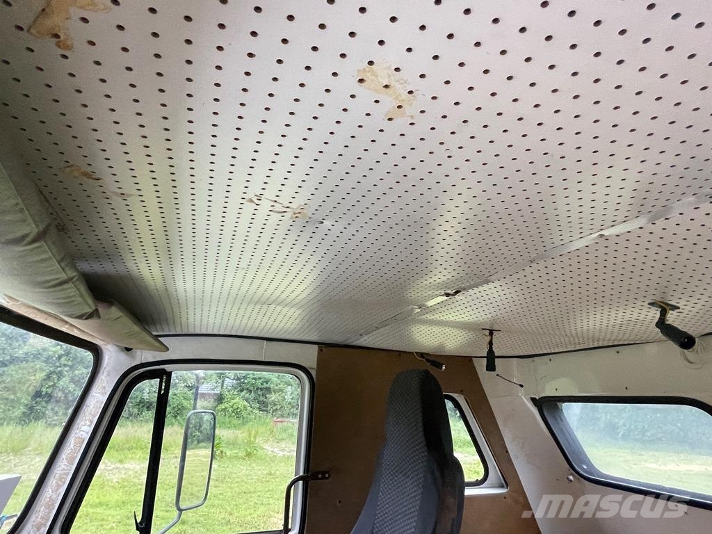 Leyland Landmaster 9-12 Camiones bañeras basculantes o volquetes