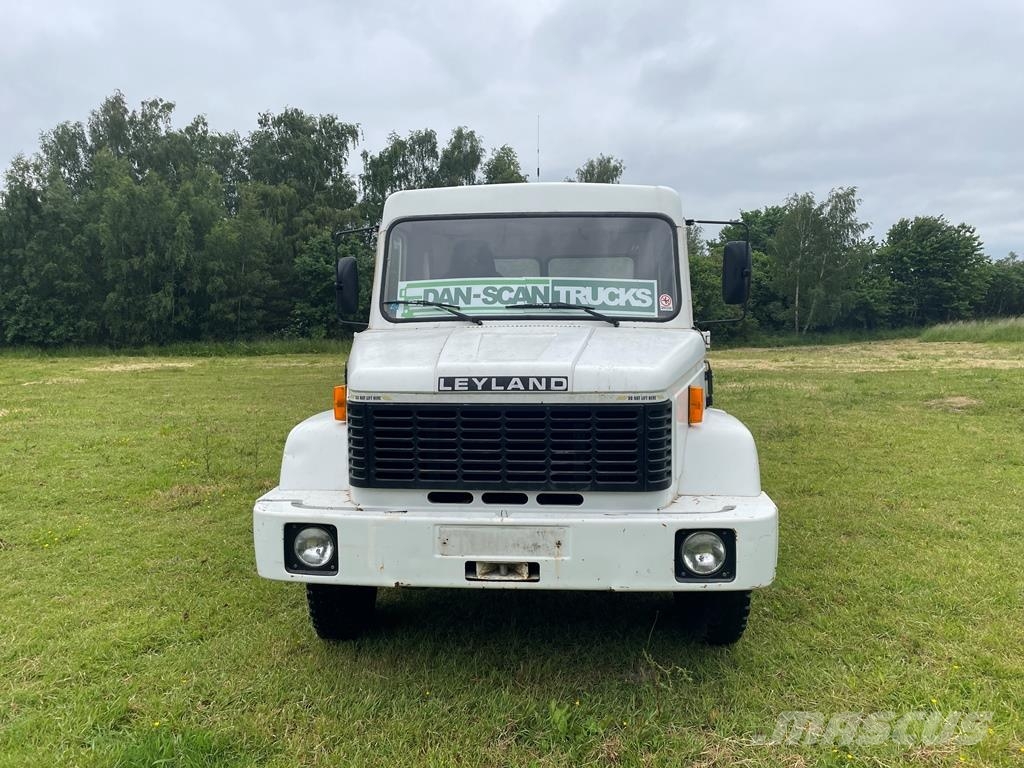 Leyland Landmaster 9-12 Camiones bañeras basculantes o volquetes
