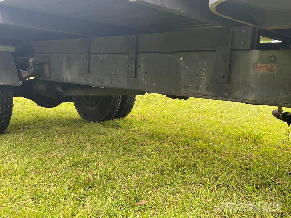 Leyland Landmaster 9-12 Camiones bañeras basculantes o volquetes