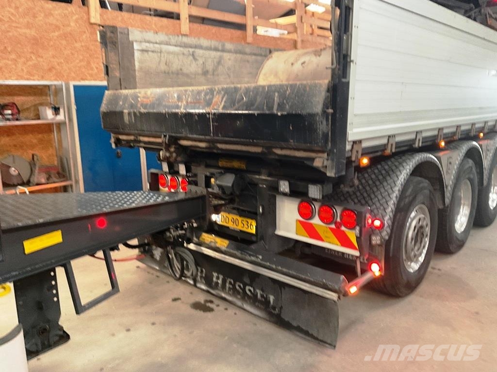 Mercedes-Benz 3256 8x4*4 Hiab 302 kran inkl. kærre Kiperi kamioni