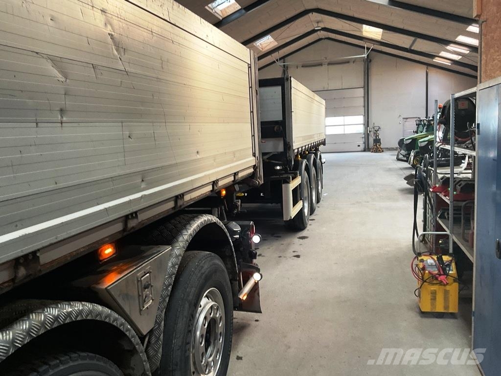 Mercedes-Benz 3256 8x4*4 Hiab 302 kran inkl. kærre Kiperi kamioni