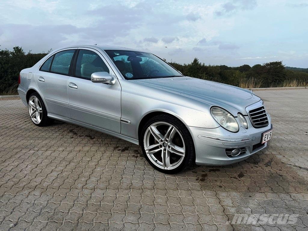 Mercedes-Benz E320CDI Sedan سيارات