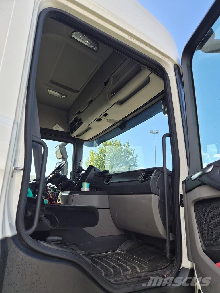 Scania G410 GAS HMF 2820 kran Kranwagen