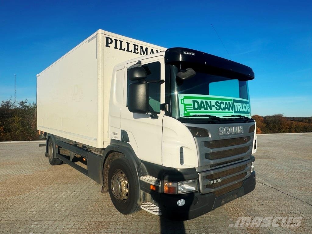 Scania P230 med lift Фургони
