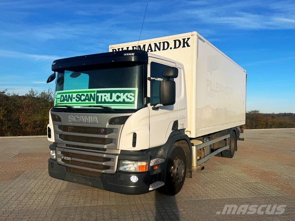 Scania P230 med lift Фургони