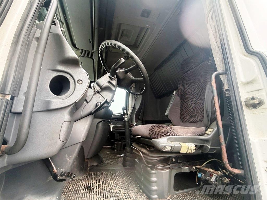 Scania T420 4x2 Hydr. Naudoti vilkikai