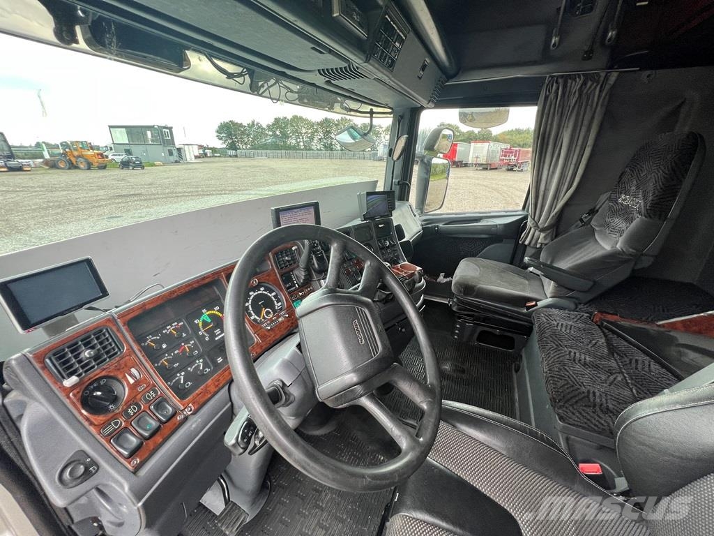 Scania T420 6x2 m. filter Tovornjaki-šasije