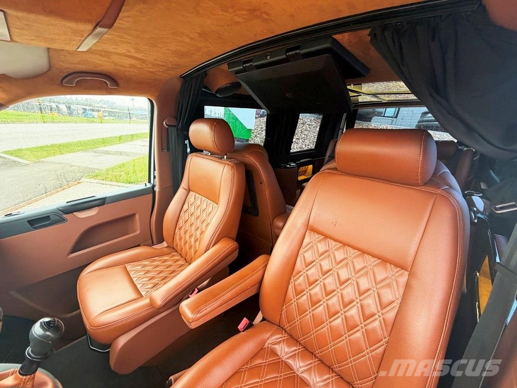 Volkswagen caravelle Deluxe edition moms fri Biler