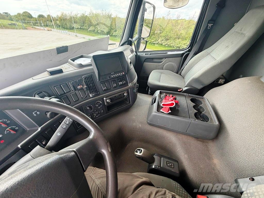 Volvo FM 9 260 sideåbning شاحنات ذات هيكل صندوقي