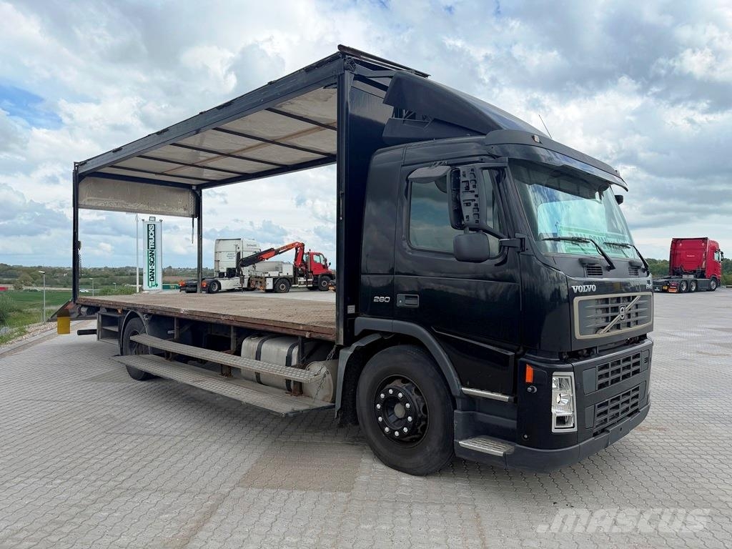 Volvo FM 9 260 sideåbning شاحنات ذات هيكل صندوقي