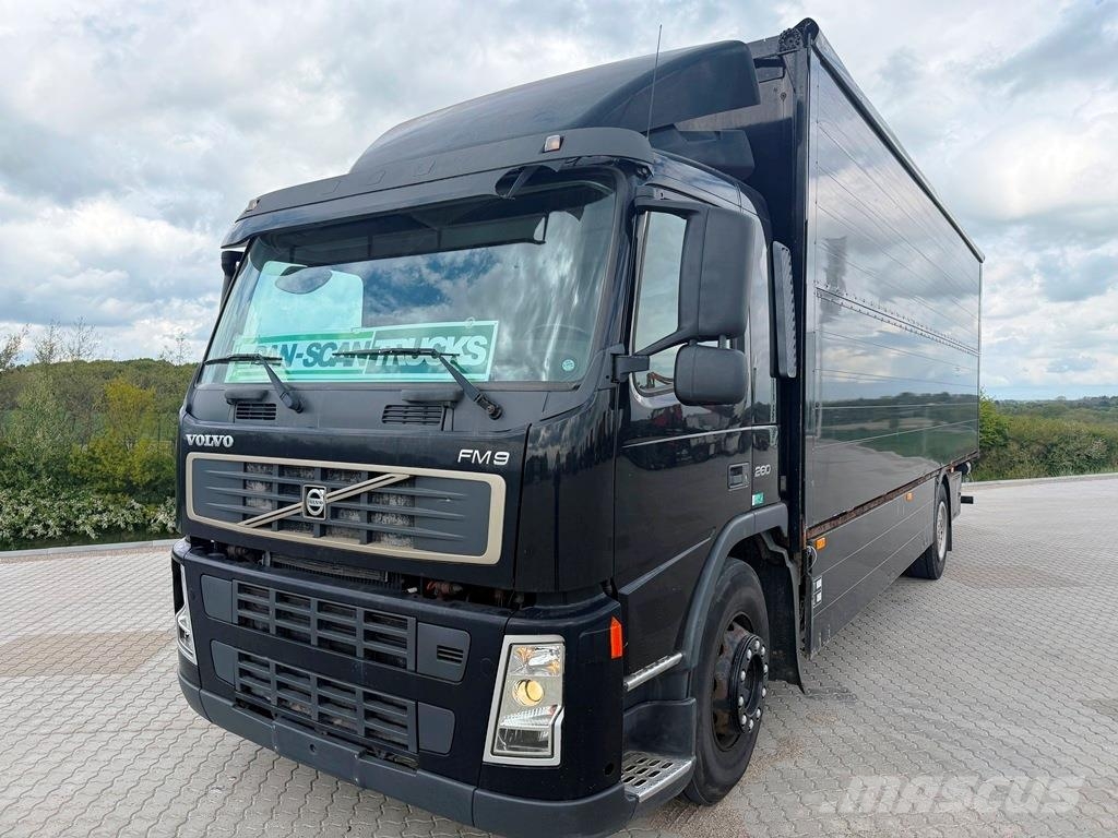 Volvo FM 9 260 sideåbning شاحنات ذات هيكل صندوقي