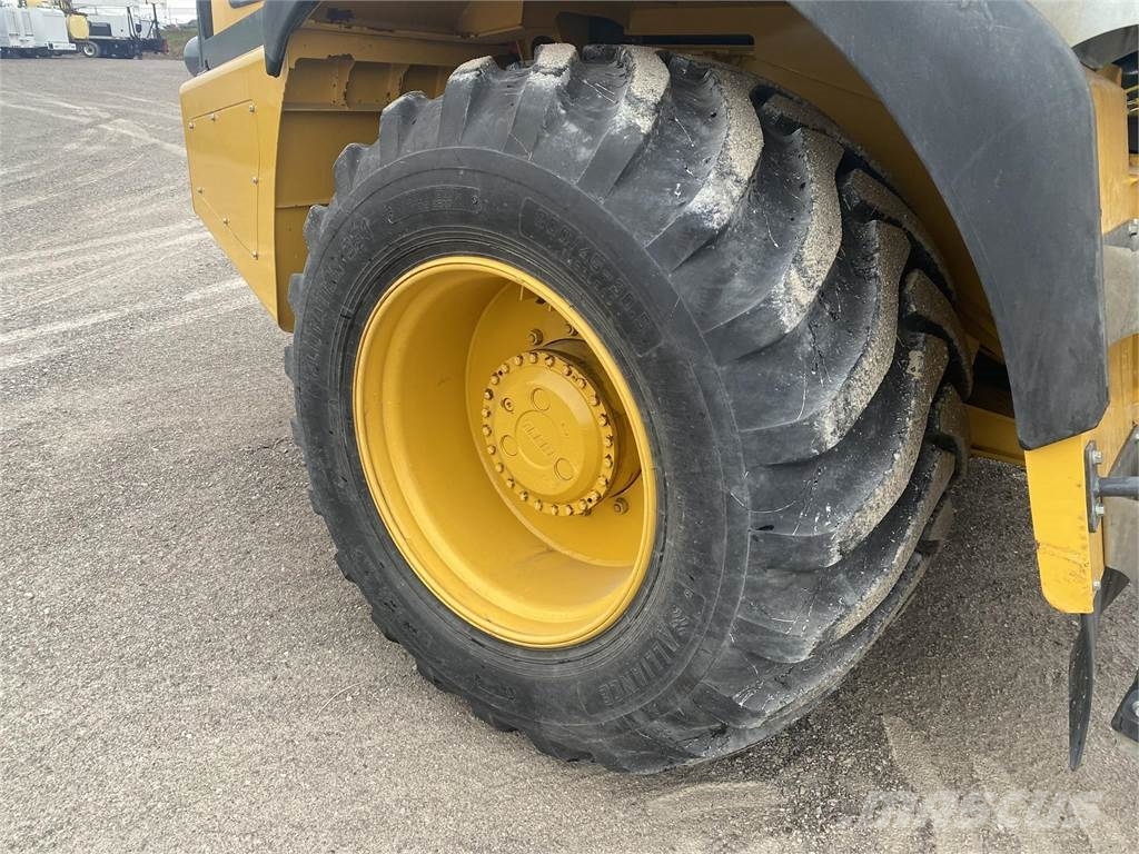 Bell B20E Σπαστό Dump Truck ADT