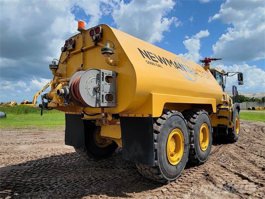 Bell B25E صهاريج مياه
