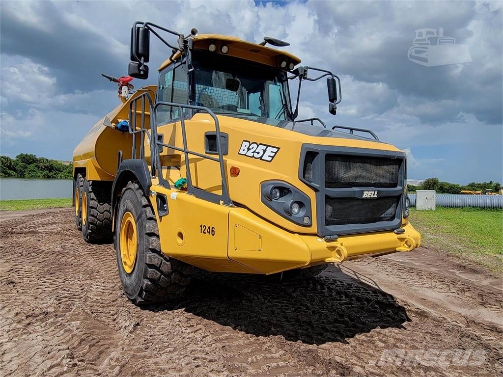 Bell B25E صهاريج مياه
