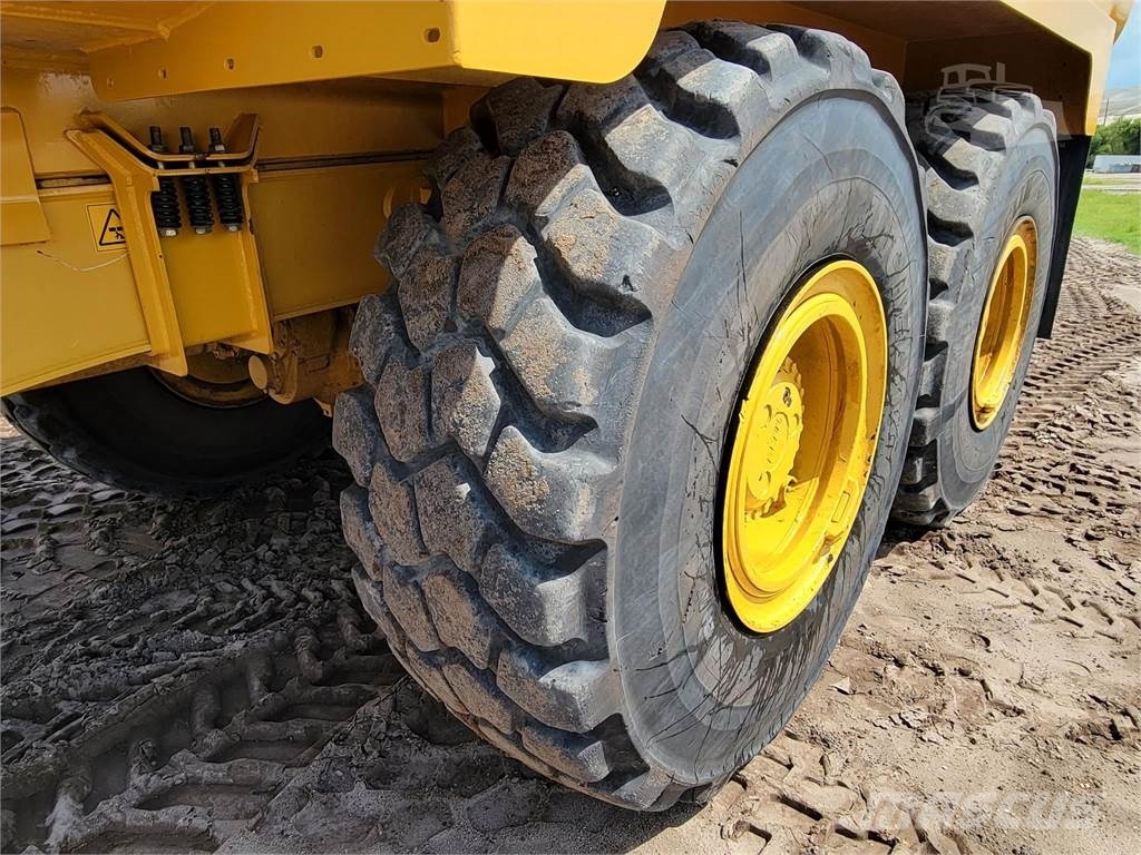 Bell B25E صهاريج مياه