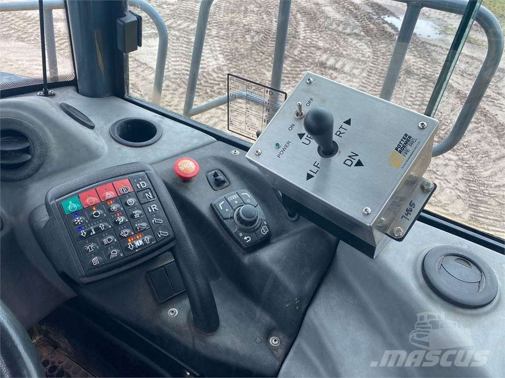 Bell B25E صهاريج مياه