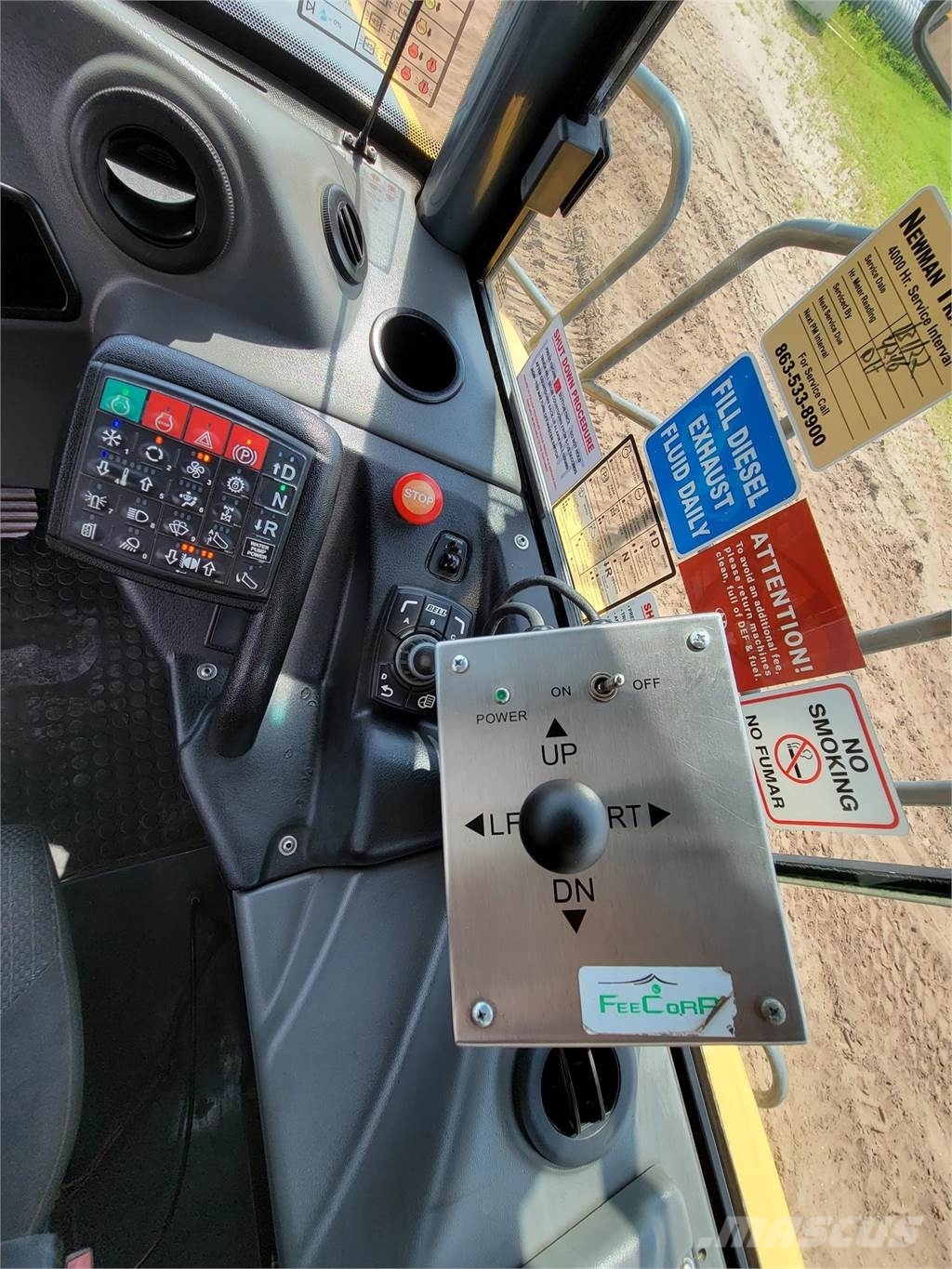 Bell B25E صهاريج مياه
