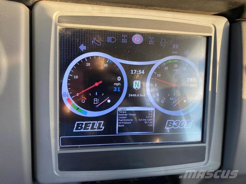 Bell B30E صهاريج مياه