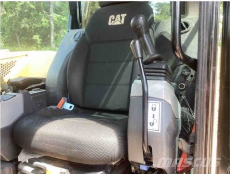 CAT 310 Гусеничні екскаватори