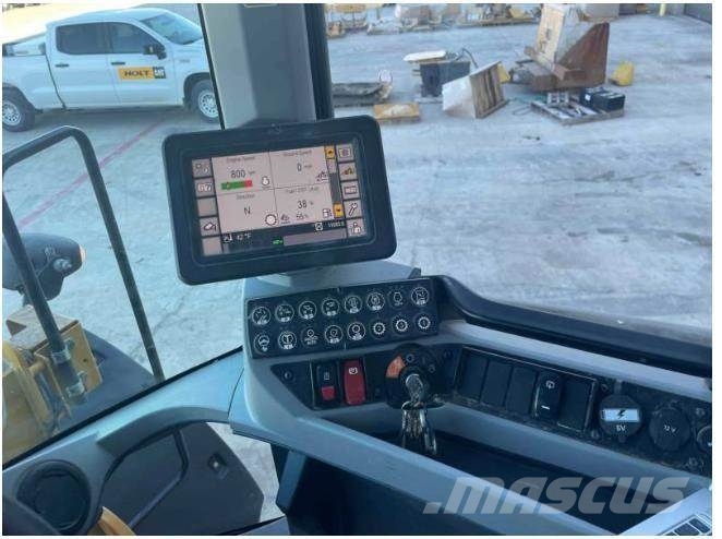 CAT 930M Wheel loaders