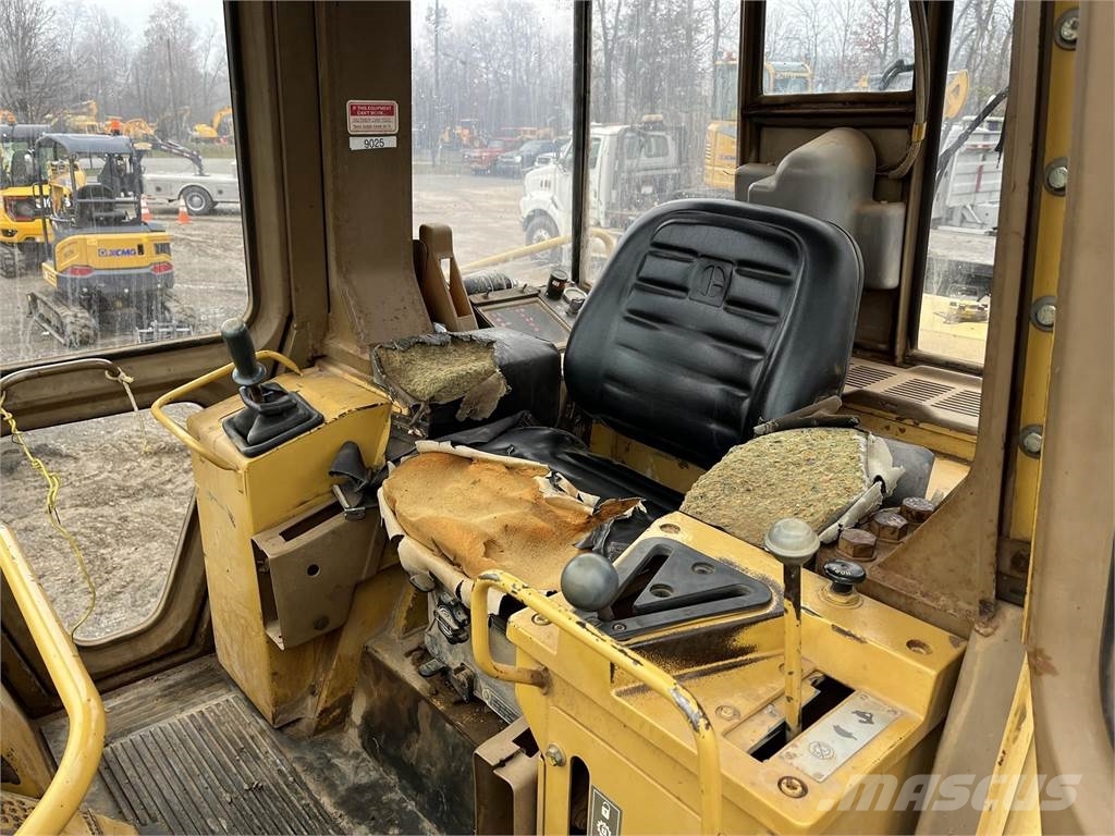 CAT 963 Φορτωτές με ερπύστριες