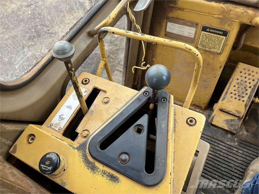CAT 963 Φορτωτές με ερπύστριες