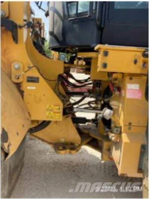 CAT 972M Φορτωτές με λάστιχα (Τροχοφόροι)