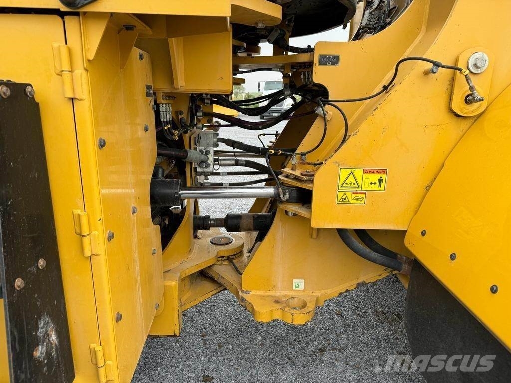 CAT 972M Φορτωτές με λάστιχα (Τροχοφόροι)