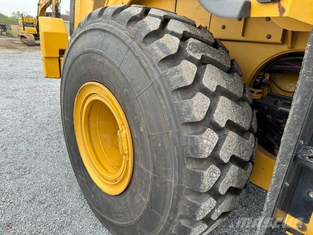 CAT 972M Φορτωτές με λάστιχα (Τροχοφόροι)