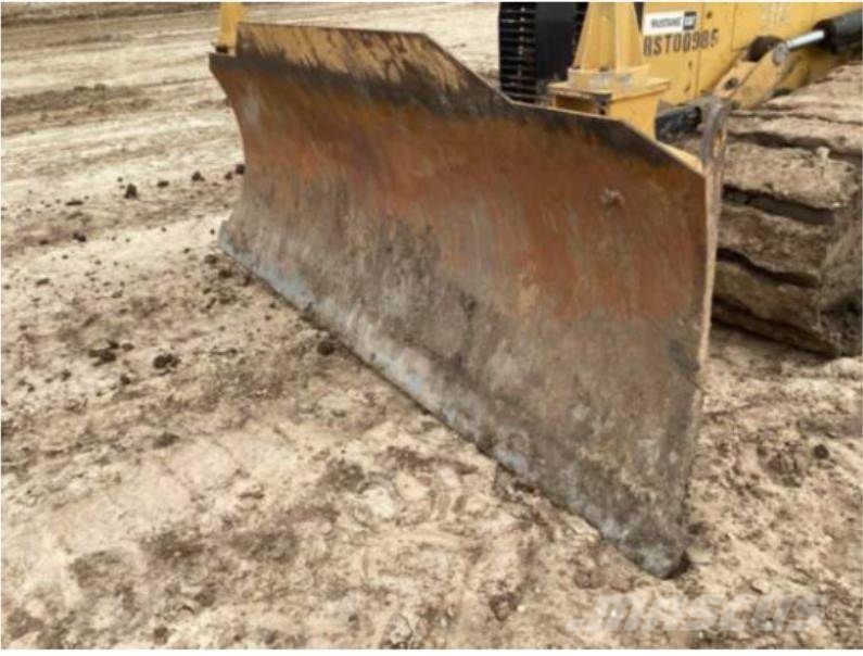 CAT D6K2 LGP Гусеничные бульдозеры