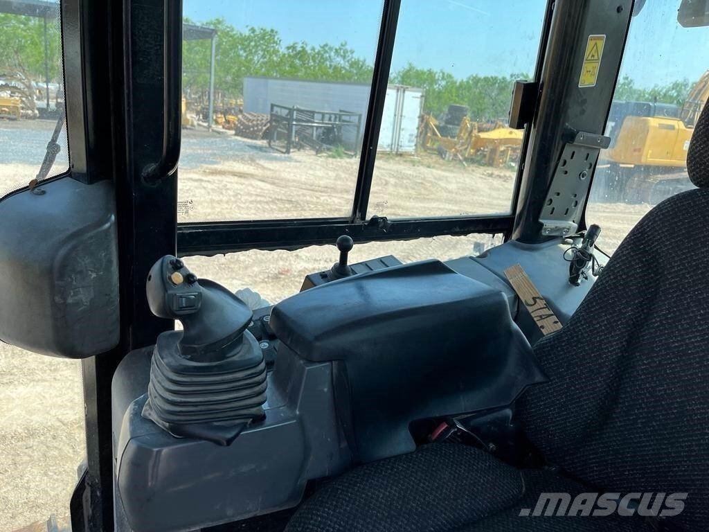 CAT D6K2 LGP Гусеничные бульдозеры