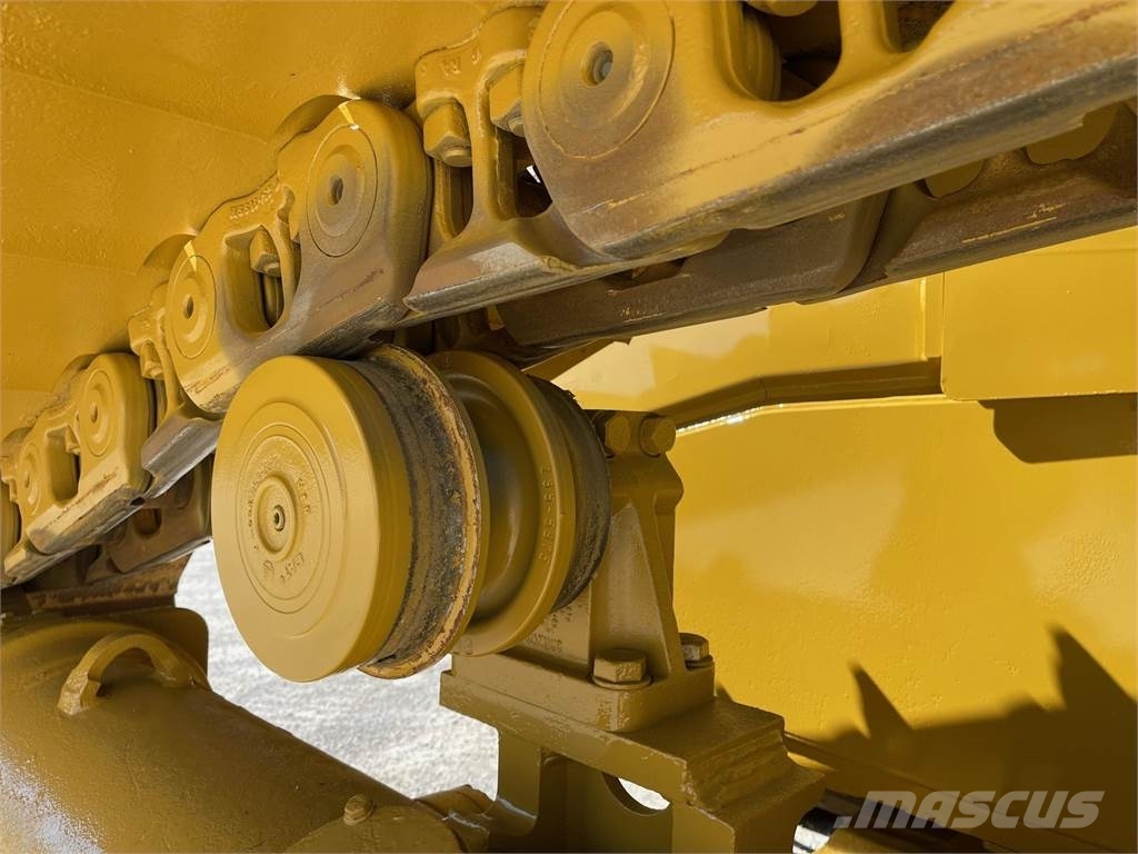 CAT D6T LGP Гусеничные бульдозеры