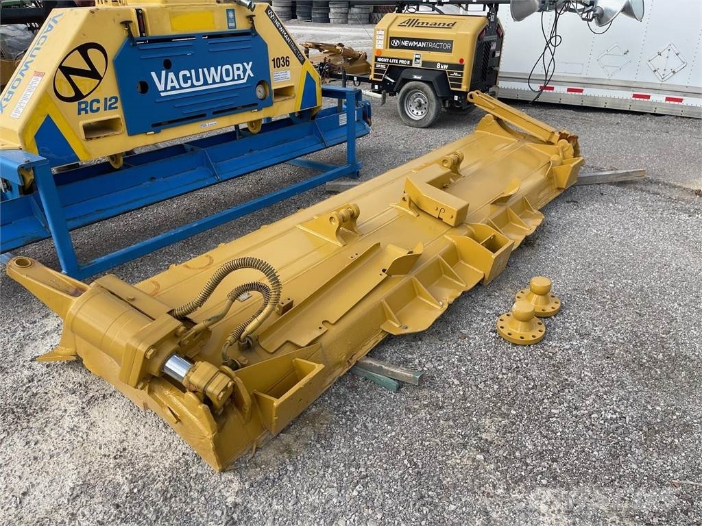 CAT D6T LGP Гусеничные бульдозеры