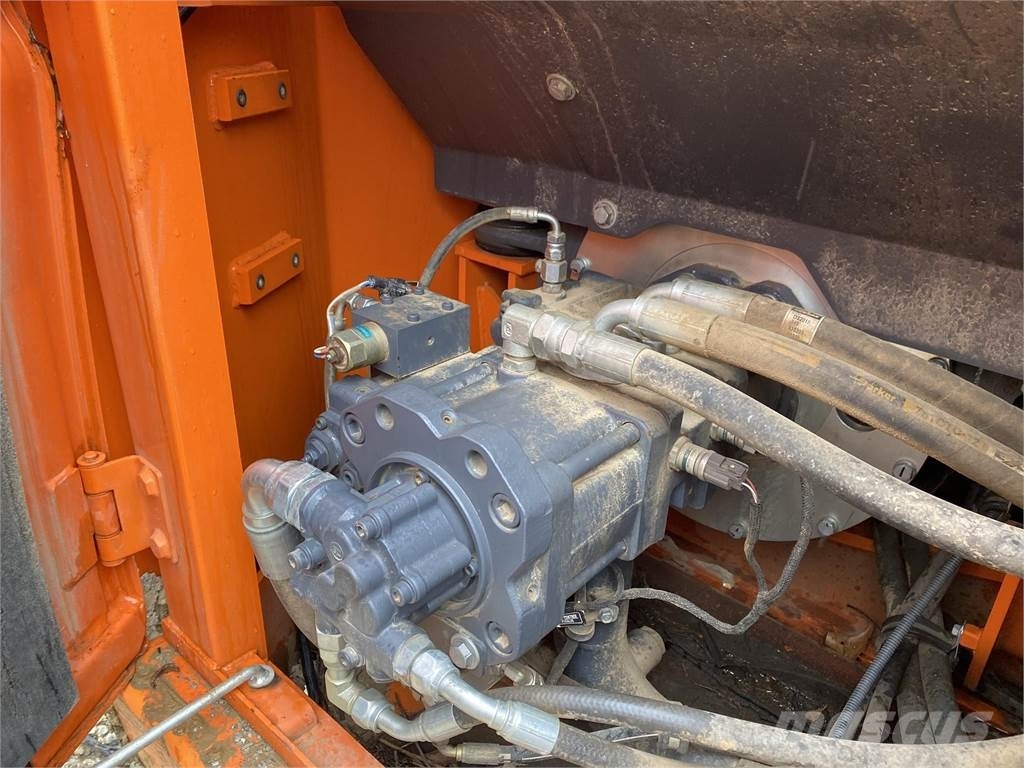 Doosan DX140 LC-3 Gravemaskiner på larvebånd