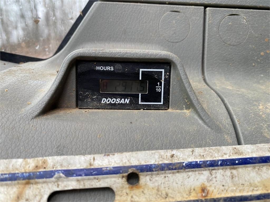Doosan DX140 LC-3 Gravemaskiner på larvebånd