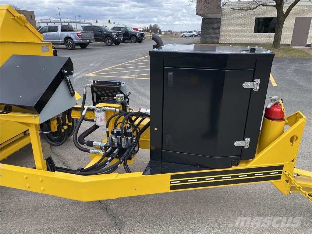 Etnyre Asphalt thermal containers