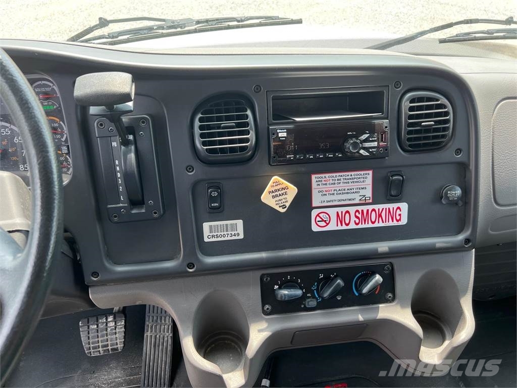 Freightliner BUSINESS CLASS M2 106 건설 장비 - 기타