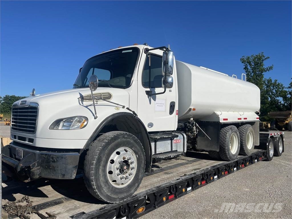 Freightliner BUSINESS CLASS M2 106 Auto-tanques