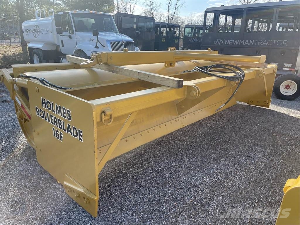 Holmes WELDING & FABRICATION 16F ROLLERBLADE Towed vibratory rollers