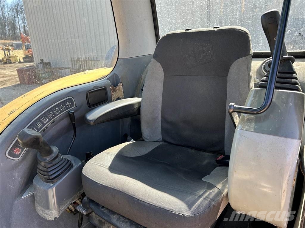 JCB 8080 ZTS 대형 굴삭기 29톤 이상