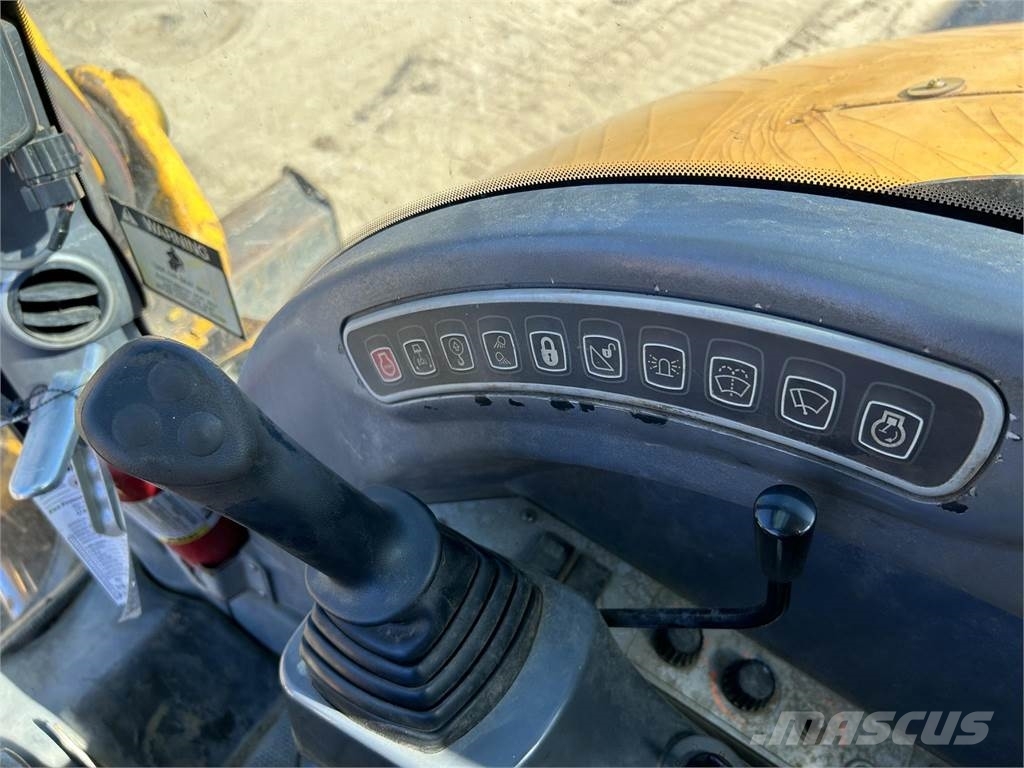 JCB 8080 ZTS 대형 굴삭기 29톤 이상