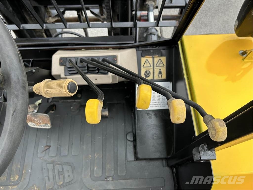 JCB 930 Geländestapler