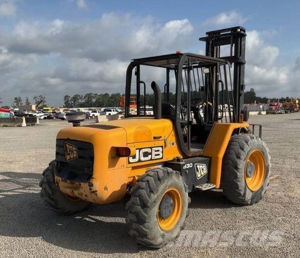 JCB 930 Geländestapler