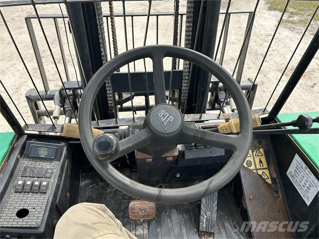 JCB 930 Geländestapler